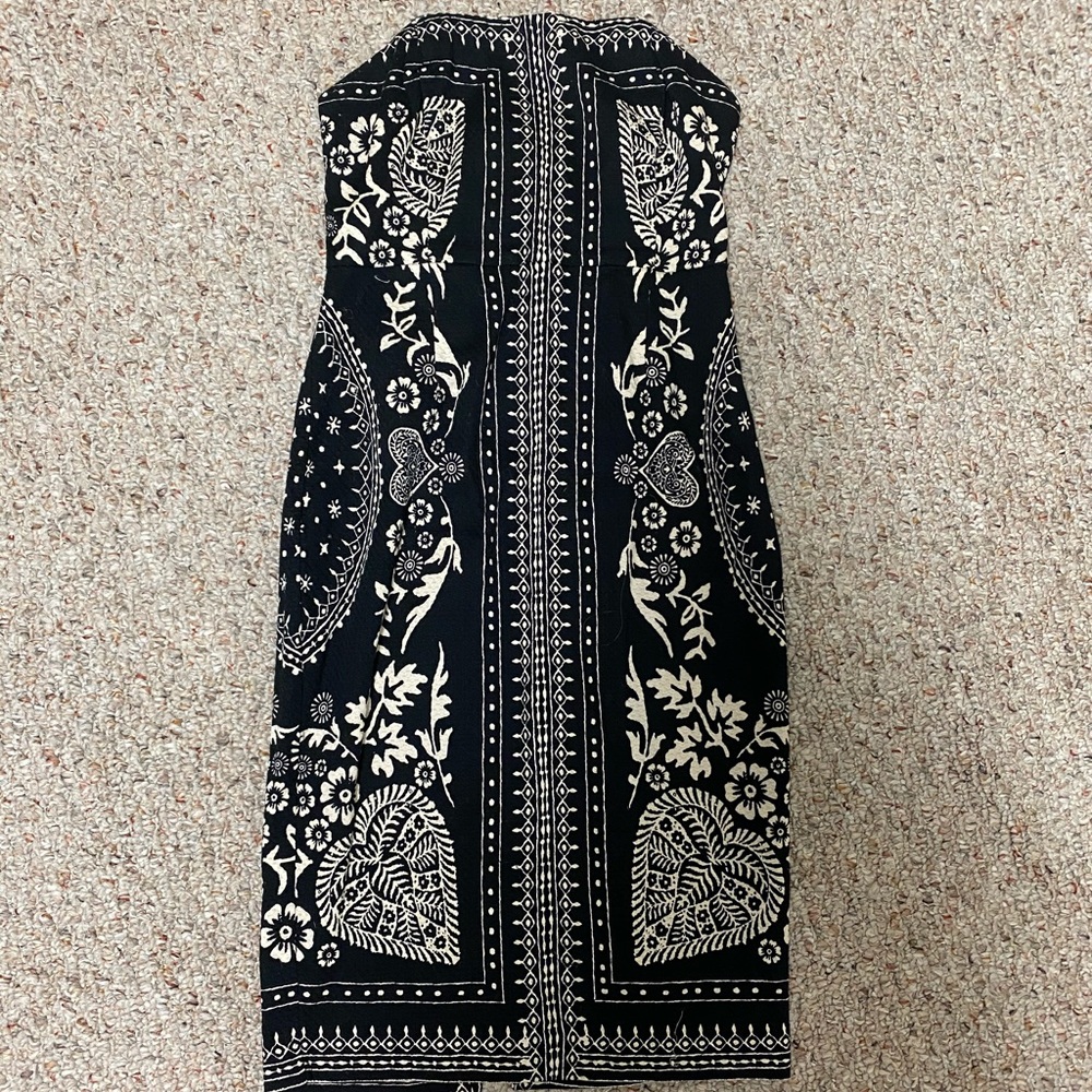Strapless dress